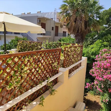 Mit Meerblick Und Grosser Terrasse Apartment